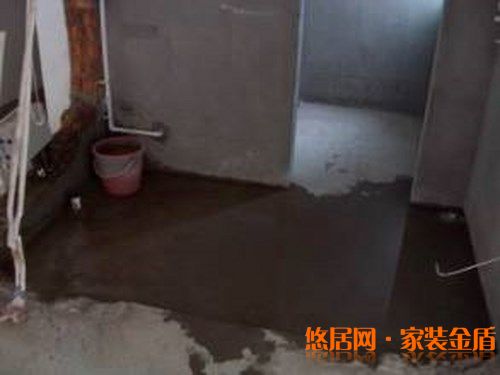 地面出現(xiàn)漏水現(xiàn)象應(yīng)該怎么處理？