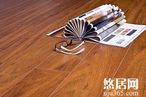 影響強化地板使用壽命的因素有哪些？